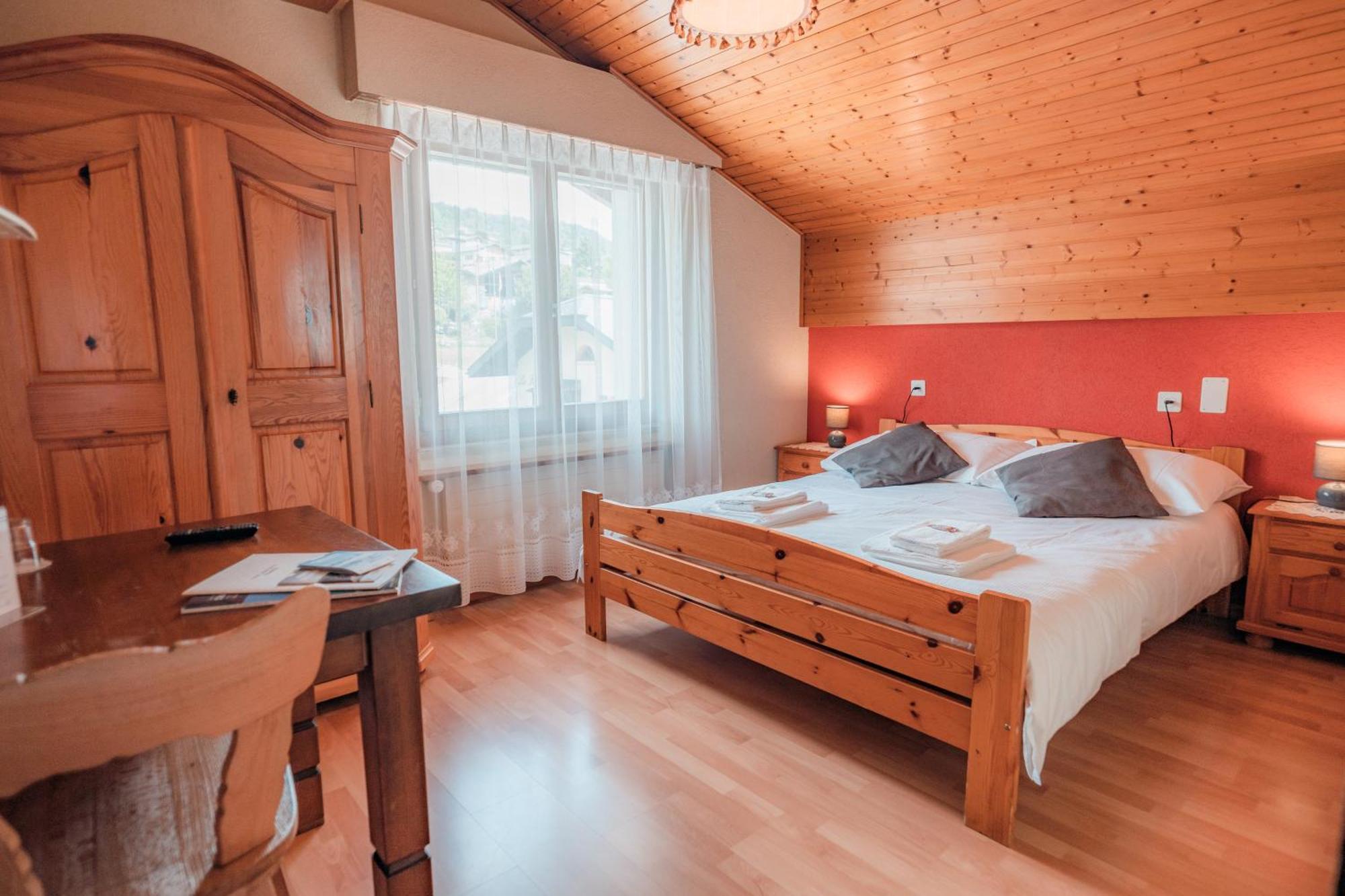 Relais Fleuri Hotel Chermignon-d'en Bas ภายนอก รูปภาพ